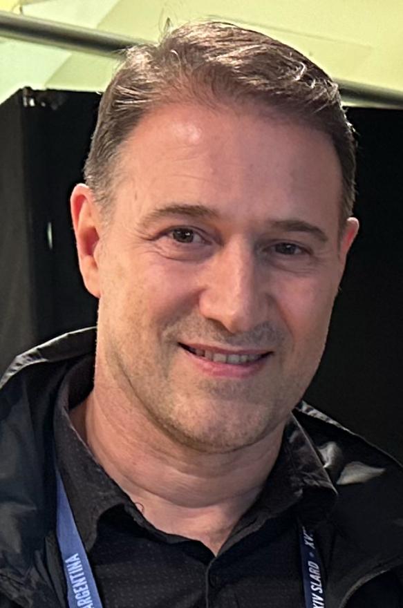 MD Mauricio Ambrosi